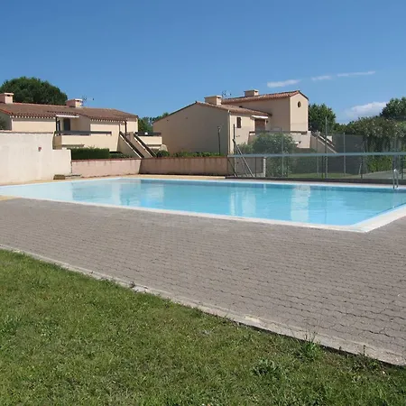 شقة Proche Avec Terrasse Et Piscine A Saint-cyprien - Fr-1-106-64 *