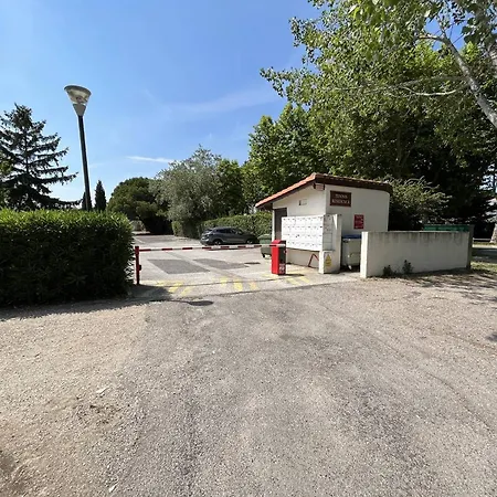 شقة Proche Avec Terrasse Et Piscine A Saint-cyprien - Fr-1-106-64 سان سيبريان