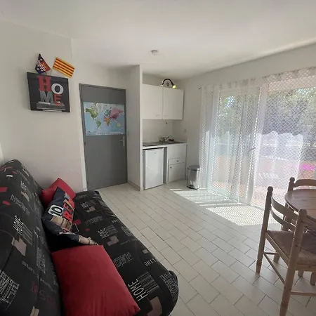 شقة Proche Avec Terrasse Et Piscine A Saint-cyprien - Fr-1-106-64 سان سيبريان