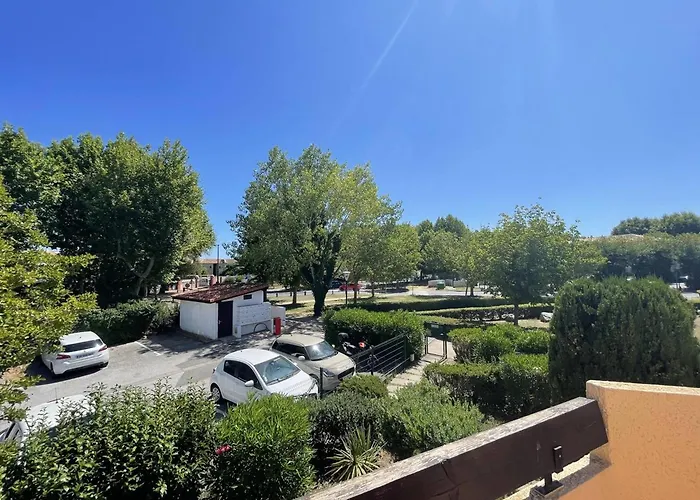 Proche Avec Terrasse Et Piscine à Saint-cyprien - Fr-1-106-64 Appartement *