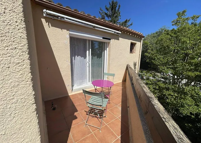 Proche Avec Terrasse Et Piscine à Saint-cyprien - Fr-1-106-64 Appartement